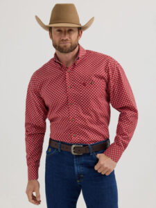 WRANGLER GEORGE STRAIT RED GEO PRINT 112356601